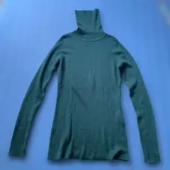 タートルネック ニット