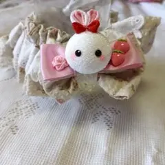 ウサギの顔付きフリルシュシュ（猫ちゃん、わんちゃん）