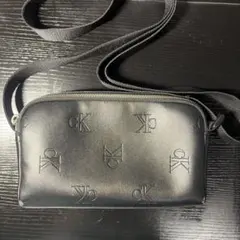 Calvin Klein ショルダーバッグ