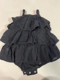 ブラック フリルロンパース 73cm