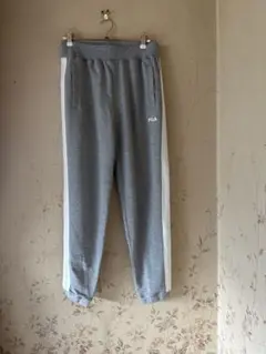 ■新品 FILA フィラ ジョガーパンツ トレーニングパンツ 3.850円 M