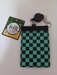 鬼滅の刃　和風リール付きパスケース　プライズ品