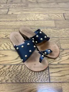 ファビオルスコーニ　ゴールドスタッズ サンダル