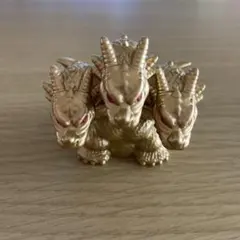 ゴジラ 水てっぽう キングギドラのサムネイル