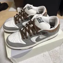 Nike Dunk SB グレー/ブラウン スニーカー
