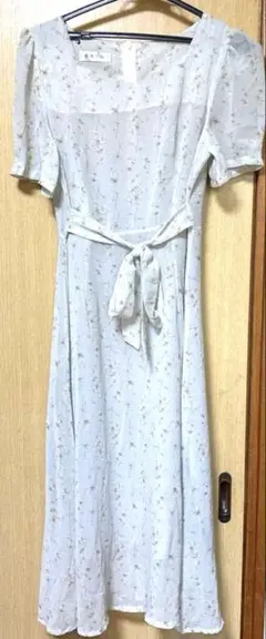 レディース ワンピース 半袖 花柄