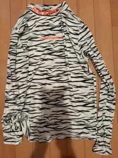 レピピアルマリオ　ゼブラ柄　ロゴプリントハイネック　長袖　ロンT Tシャツ L