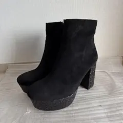 ラク盛り 厚底ショートブーツ