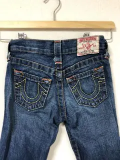 あ*い様 USA製 トゥルーレリジョンJOEY Lady Godiva刺繍デニム - メルカリ