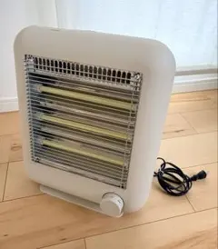 遠赤外線電気ストーブ　スチーム機能付きのサムネイル