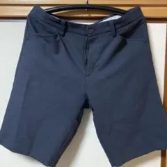 PUMA ダークグレー ショートパンツ