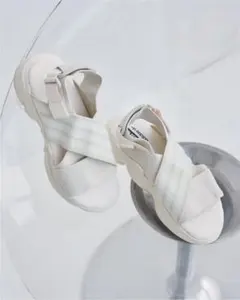 emmi×adidas originals エミ♡Magmur Sandalsのサムネイル