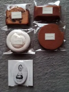 Item thumbnail for item 768a9d7e-a1a3-4b1b-8376-cea78b370ebd