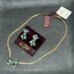 新品　定価30000円　フランス製　七宝焼きリボン型のネックレス＆イヤリング