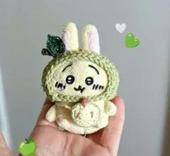 ちいかわ お座りぬいぐるみ うさぎ用 グリーンアップル 被り物 りんごポシェット