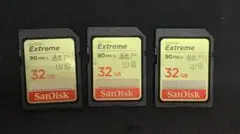 SDカード 32GB　V30 SanDisk Extreme　三個セット