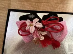 花飾り付き髪飾り ピンク黒赤　和装小物