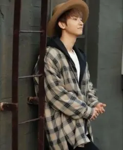 AAA 與真司郎 iamwhatiam チェックシャツジャケット レディース - メルカリ