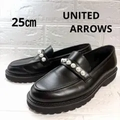 ✨美品✨ UNITED ARROWS イミテーションパール スタッズローファーのサムネイル