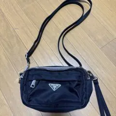ショルダーバッグ ブラック