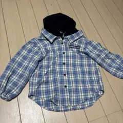 フード付きチェックシャツ