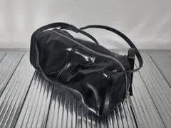 美品 ZARA パテントレザーショルダーバッグのサムネイル