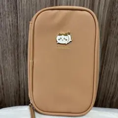 ハチワレ トラベルポーチ