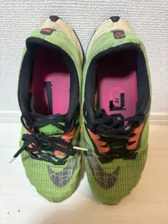 ナイキランニングシューズグリーン