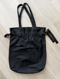 lululemon トートバッグ ブラックのサムネイル