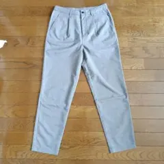 AIGLE タック入りテーパードパンツ　グレー　Mのサムネイル