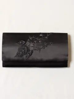 ブラック サテン クラッチバッグ 和装バッグ 刺繍入り