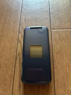 XYZ 様専用】docomoらくらくフォンF-01M ネイビー 卓上充電器付き