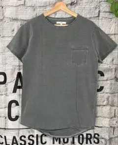 ポケット付き Tシャツ　グレー