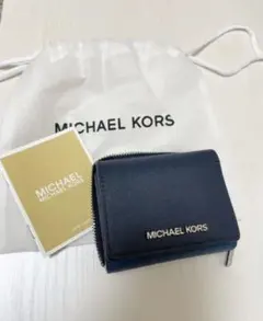 マイケルコース　三つ折り財布