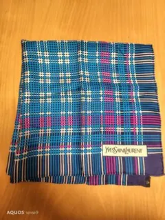 Yves Saint Laurent シルクスカーフ チェック柄のサムネイル