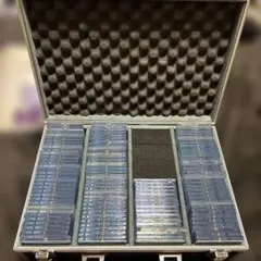 アタッシュケース、ローダー112枚付き