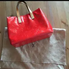 路易威登＊漆皮Reed PM