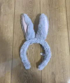 ディズニー　とんすけ　カチューシャ