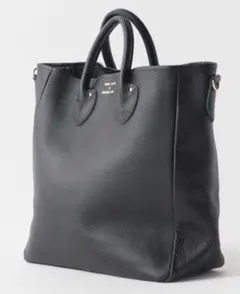 Item thumbnail for item dfe1223e-af32-4676-8be0-d30f358a9a76