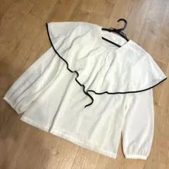 SONO★パイピングフリルブラウス★ホワイト　ソーノのサムネイル