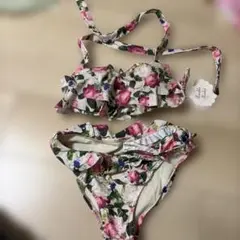 ラ*ス様 Nuckle Market 花柄フリルビキニ セパレート水着のサムネイル