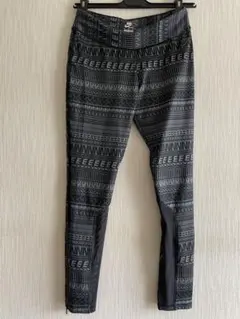 Nike レディーストレーニングパンツ