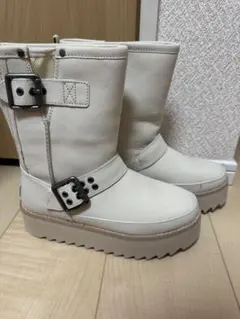 UGG CLASSIC REBEL BIKER SHORT ブーツ