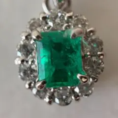 エメラルド 1.01ct ペンダントトップ ダイヤ0.53ct - メルカリ