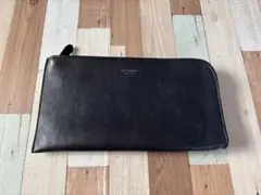 ウルティマ トーキョーのライル ミニ クラッチバッグ