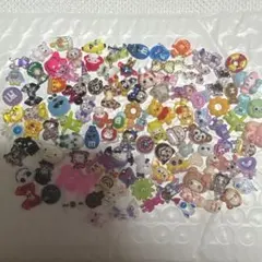 ネイルパーツ100個以上