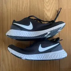 NIKEスニーカーブラック25cm