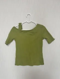 GU オリーブグリーン リブトップス