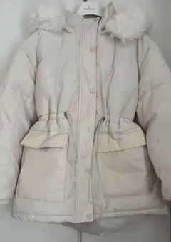 ☆美品　ホワイト　ファー付ジャケット　ジャンパー　アウター　ブルゾン　洗濯OK☆