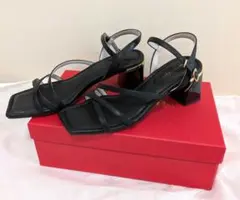 Oriental Traffic ブラックストラップサンダル